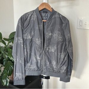 Oysho Quilted lightweight full zip bomber jacket Sz M Gray White